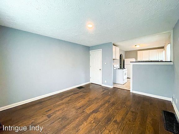 5th image of 4230 Crittenden Ave