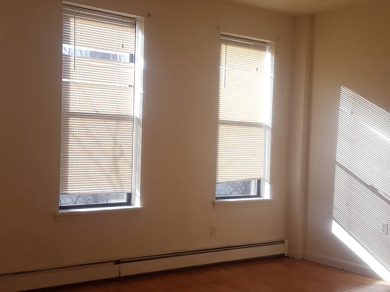 496 Pavonia Ave #B3 — Photo 15