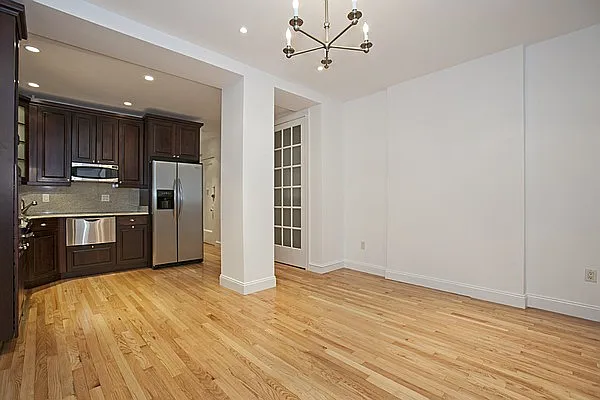 Rented by Barkoff Residential  | media 22