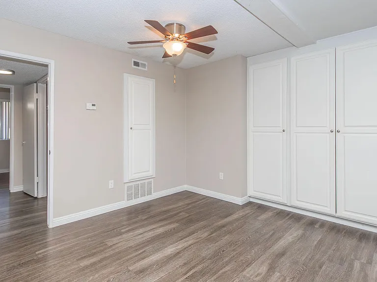 Arbor Court Apartment Homes — Photo 25