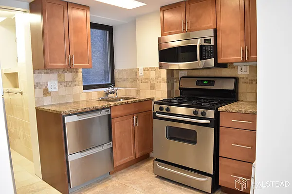 Rented by Halstead Real Estate | media 34