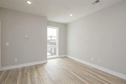 2207 N Broad St — Photo 6