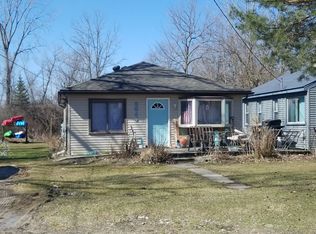 8644 Ardmore Ave, Brighton, MI 48116