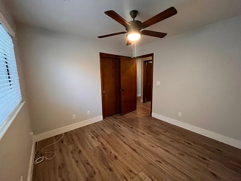 540 N Peppertree St — Photo 18