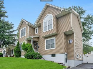 401 4th Ave, Westwood, NJ 07675