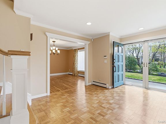4th image of 20 Hemingway Drive