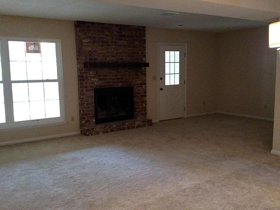 5th image of 6441 Brookmead Cir