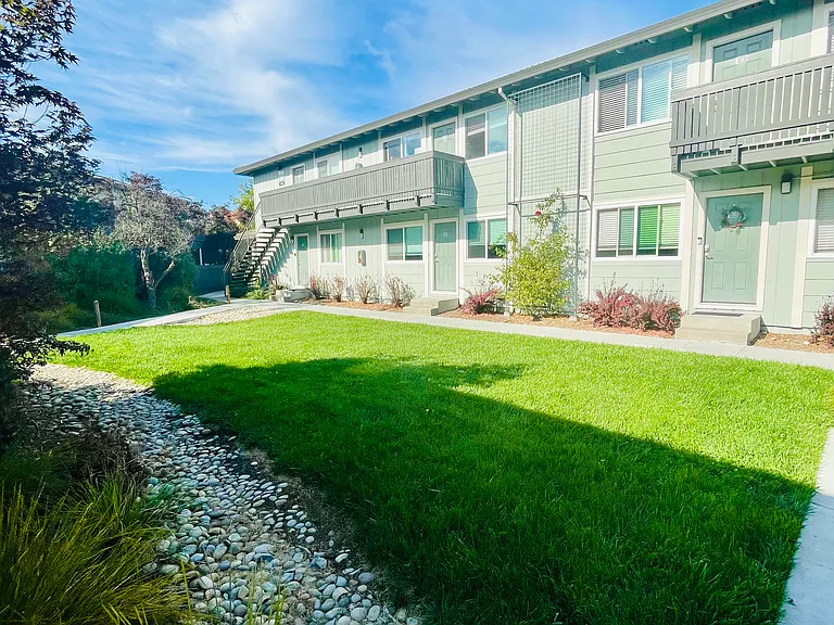 Traverse Apartments — Photo 10