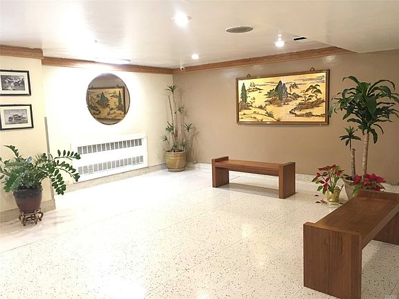 4th image of 13705 Franklin Ave APT 2I