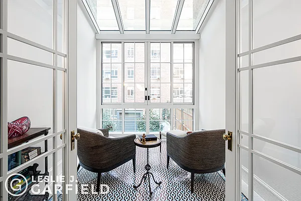 Sold by Leslie J. Garfield | media 10