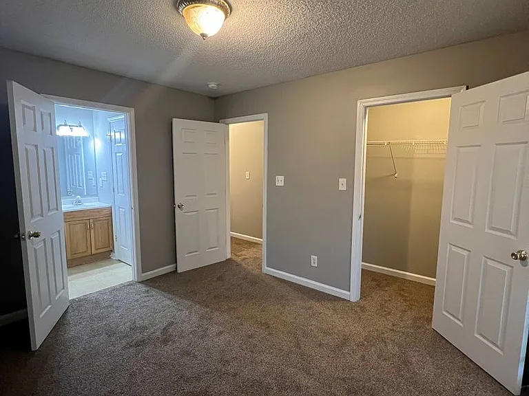 2535 Rex Ave SW — Photo 7