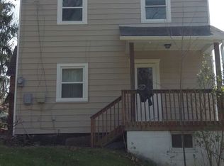 716 Lougeay Rd, Pittsburgh, PA 15235