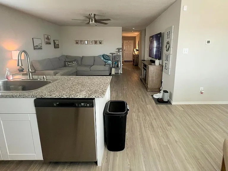 5356 Forbs Ln — Photo 7