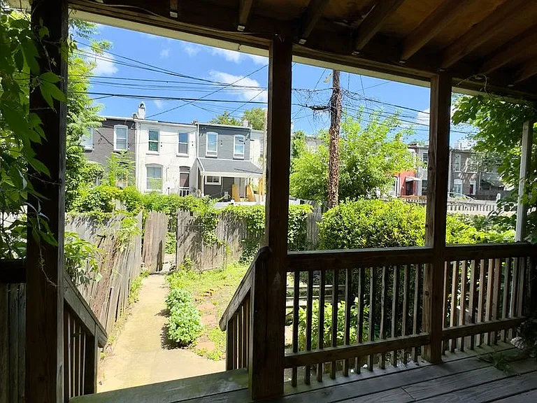 322 E Lorraine Ave — Photo 11