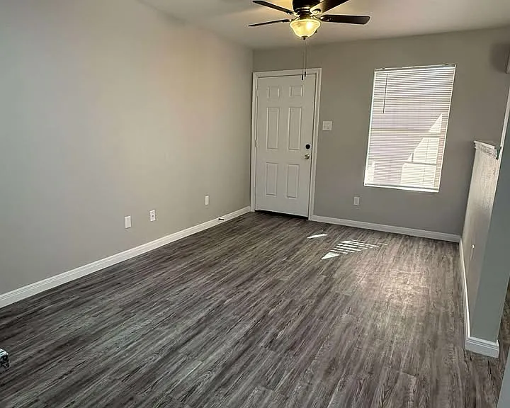 Woodvine Apartments — Photo 18
