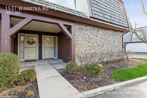 1537 Winnetka Rd #1 Photo 1