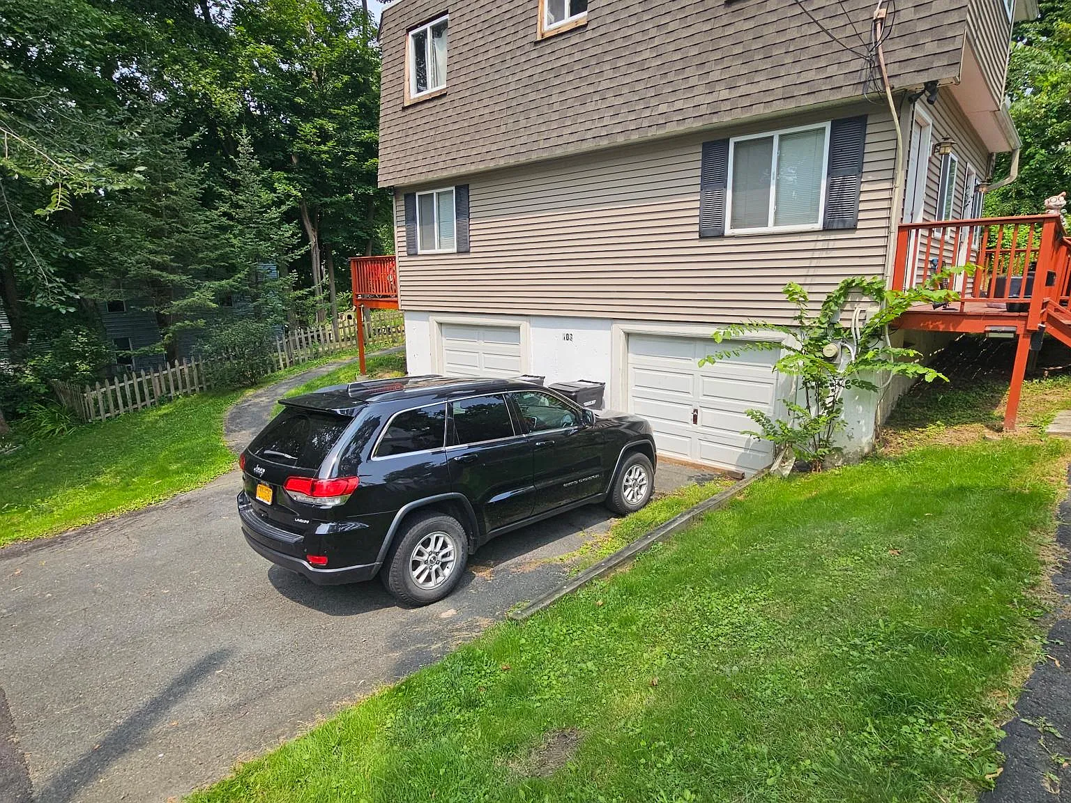 2 bed, 850 sqft, $1,350 — Photo 2
