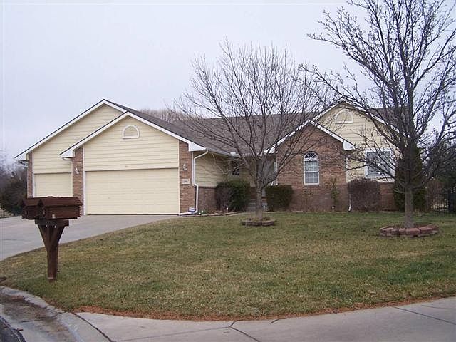 1st image of 906 N McCaskey Ct