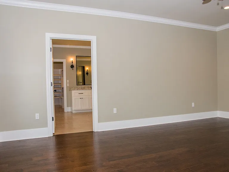 4269 Farmington Cv — Photo 13