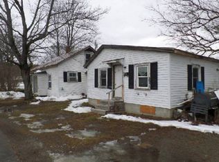 66 7th St, Old Town, ME 04468