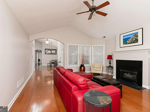 4th image of 5011 Kathryn Glen Dr