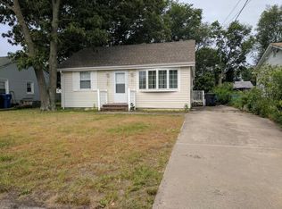 554 George Rd, Toms River, NJ 08753