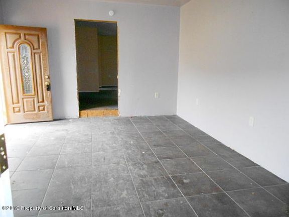 5th image of 1712 Forest Acres Dr