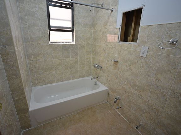 4th image of 32-62 31st St #2