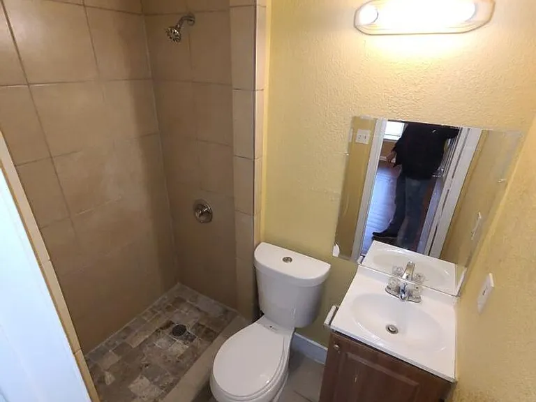 4928 Nolan St — Photo 5