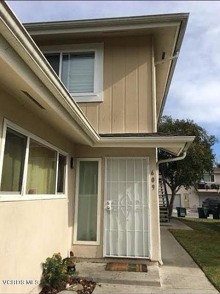 1st image of 609 Paseo Esmeralda