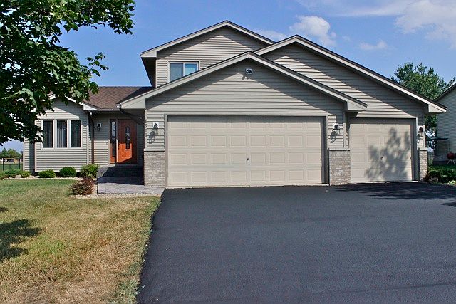 1st image of 8918 Douglas Dr N
