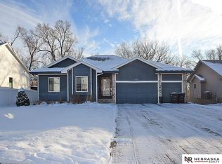 2517 N 189th St, Elkhorn, NE 68022