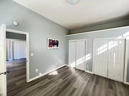 654 E Julian St Photo 1