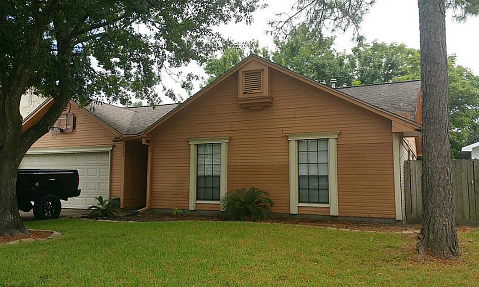 1st image of 5025 Glenvalley Dr