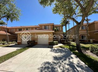 6100 Sugar Loaf Ln, West Palm Beach, FL 33411