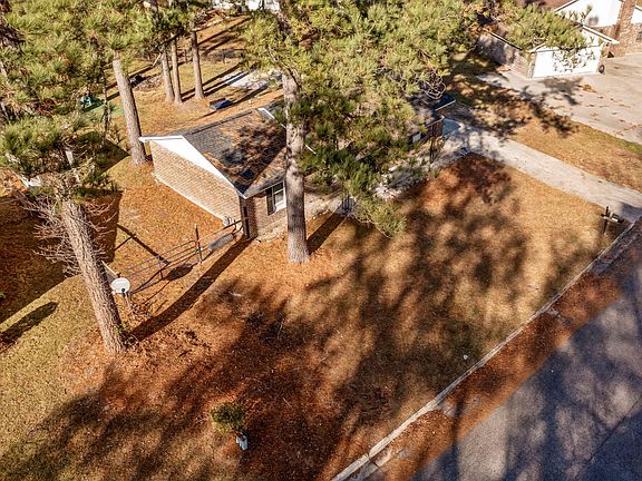 2nd image of 3503 Edgeworth Drive