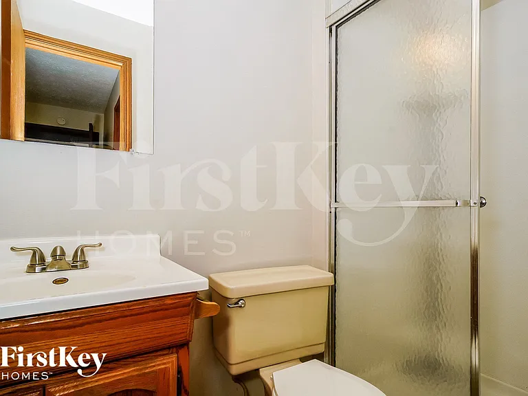 8631 Pleasant Creek Ct — Photo 12