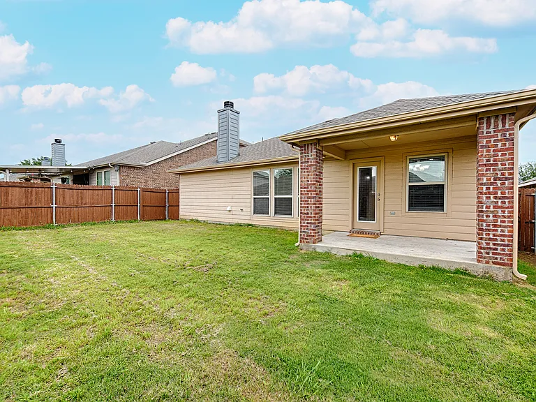 1213 Lambert Dr — Photo 26