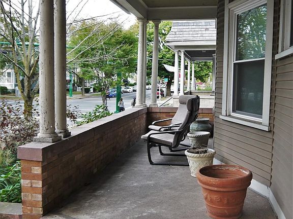 4th image of 575 Orange St #2