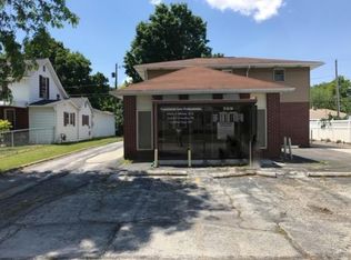 709 N Vine St, Fostoria, OH 44830