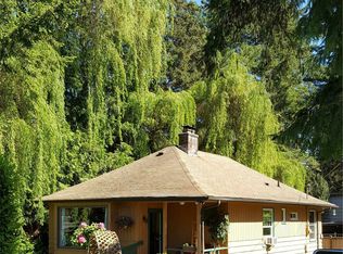 3419 NE 190th St, Lake Forest Park, WA 98155