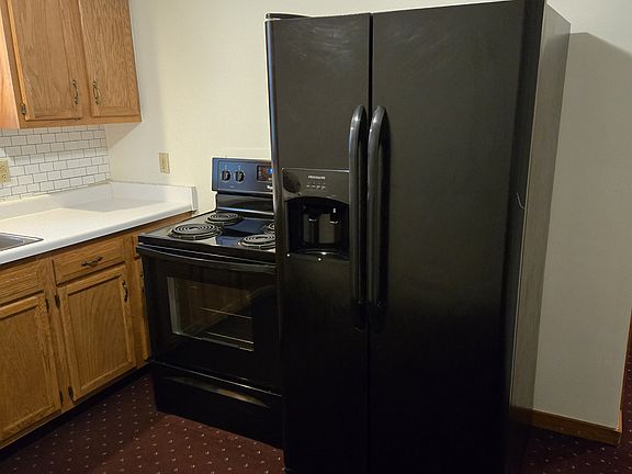 4th image of 548 Brookline Dr