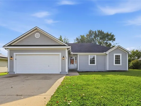 502 Birch St, Peculiar, MO 64078