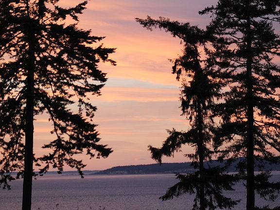 Sunset over Whidby Island 