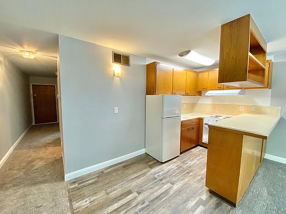 2nd image of 1611 Franklin St APT 203