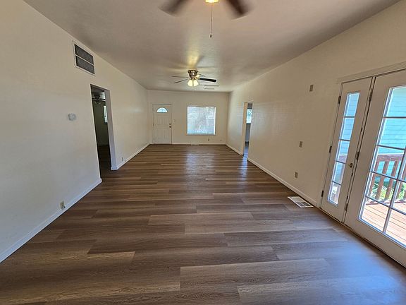 3rd image of 2812 Saint Bonaventure Dr