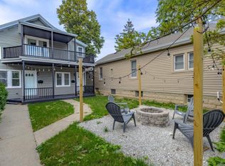 1028 E Potter Ave, Milwaukee, WI 53207