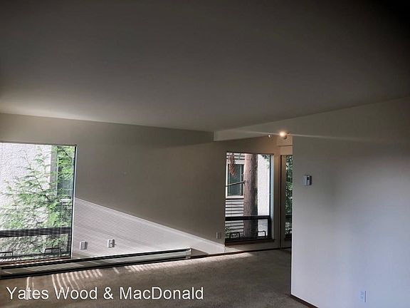 3rd image of 2316 Yale Ave E #E