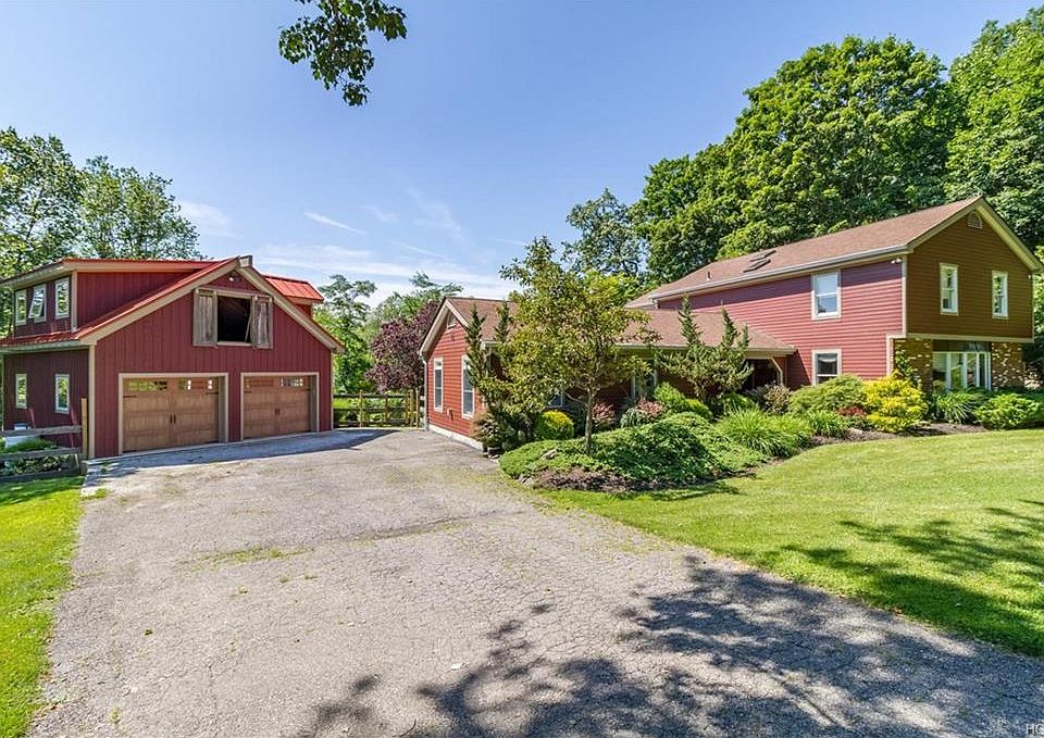 1st image of 14 Cornelius Ln