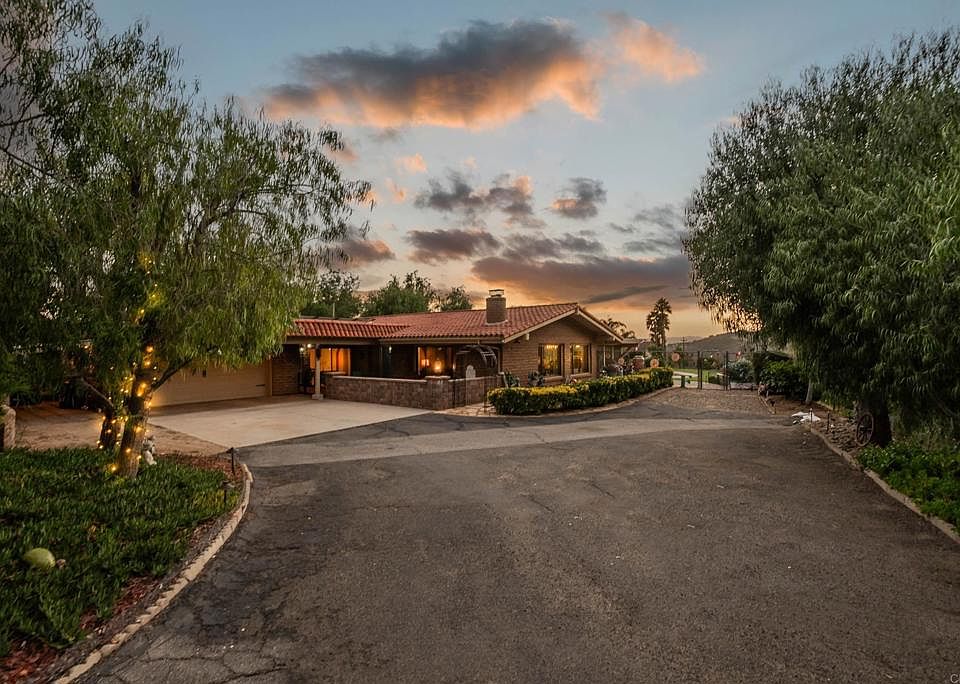 1st image of 1712 Santa Margarita Dr